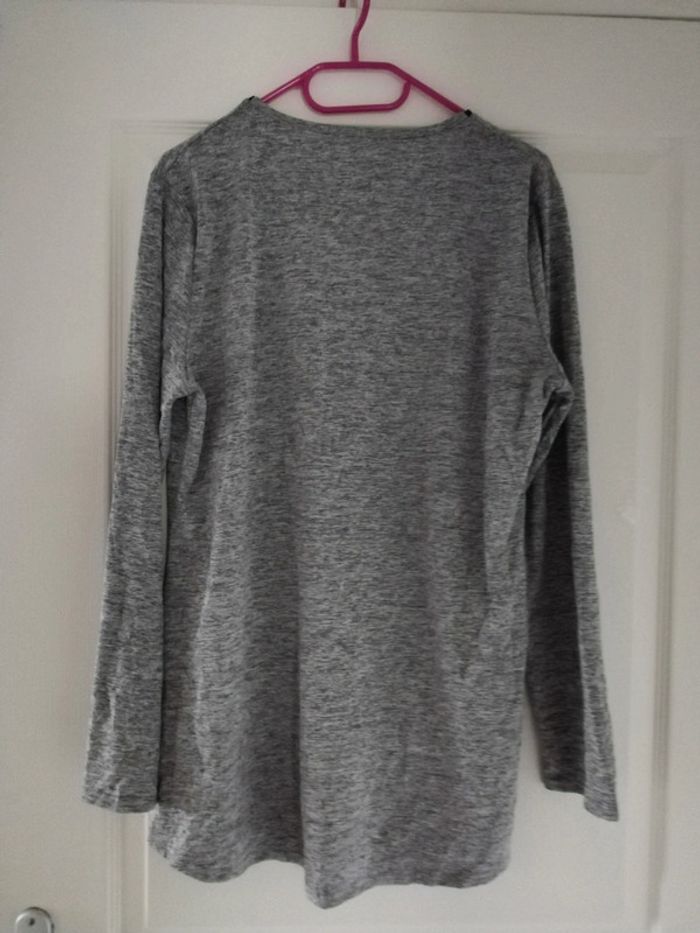 Tee shirt manches longues gris chiné neuf juste lavé taille 44 - photo numéro 4