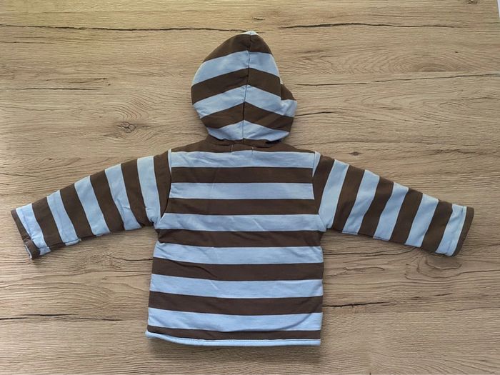Gilet / veste épais à pression et capuche 6 mois - photo numéro 2