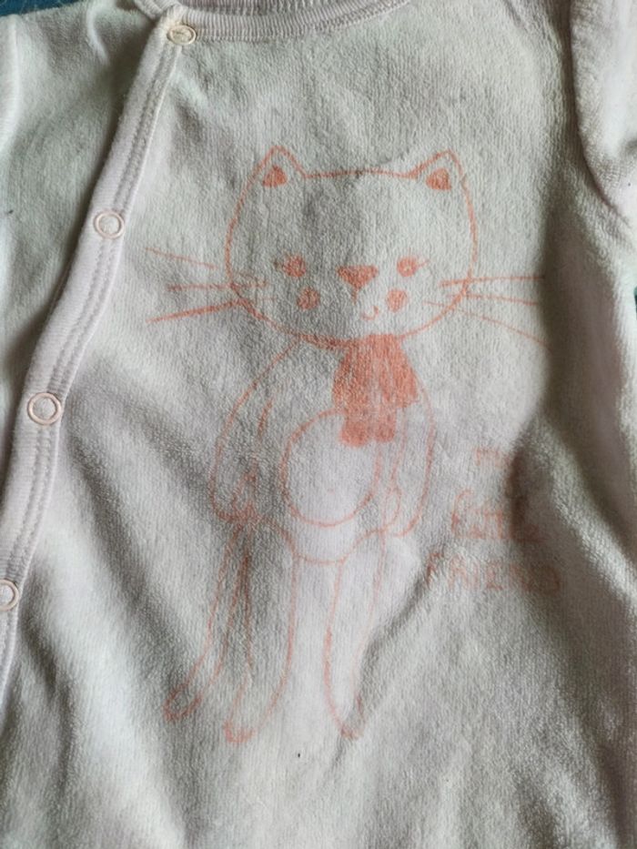 Pyjamas chat đ± - photo numĂ©ro 2