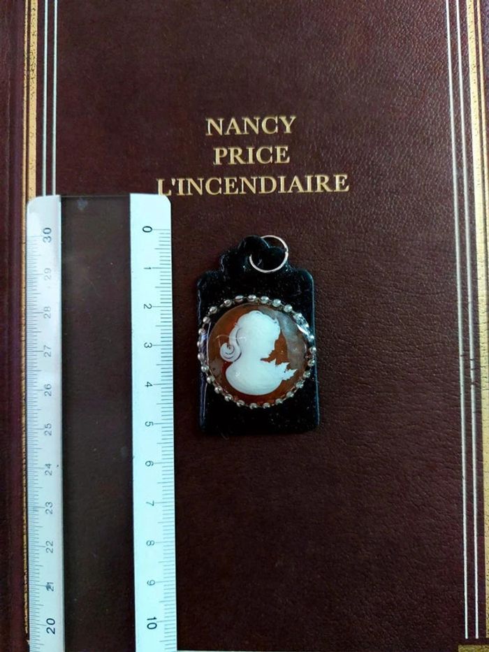 magnifique pendentif camée vintage portrait femme - photo numéro 3