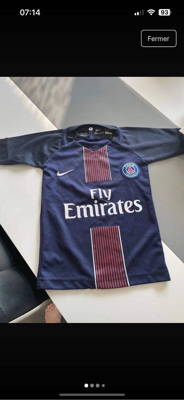 T-shirt