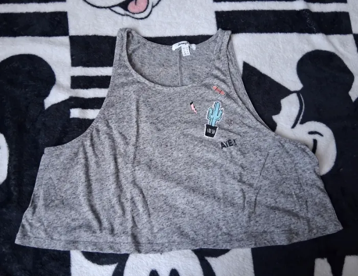 Crop top