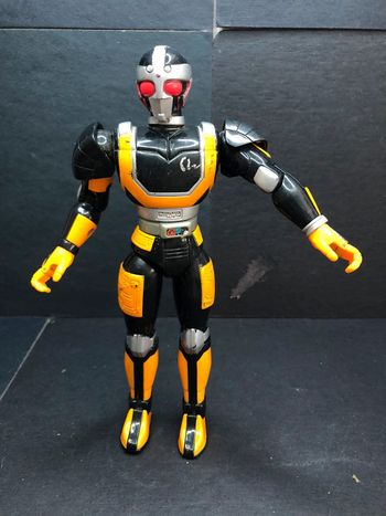 1996 Figurine articulée Bandai masked rider super gold Power Rangers