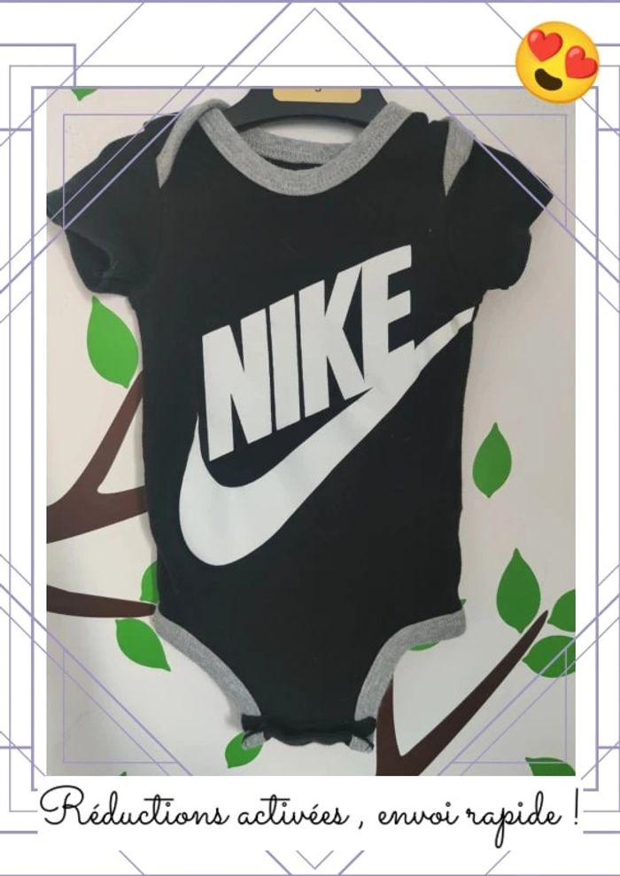 Body Nike 6-12 mois - photo numéro 2