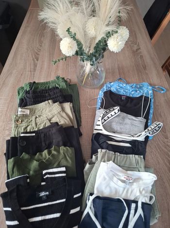 Lot de vêtements femme taille S