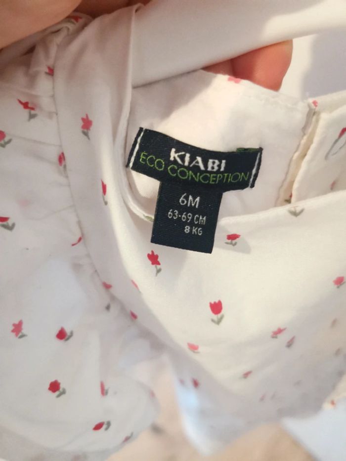 Robe fleurie - photo numéro 2