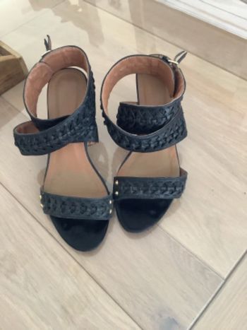 Sandales ouvertes noires