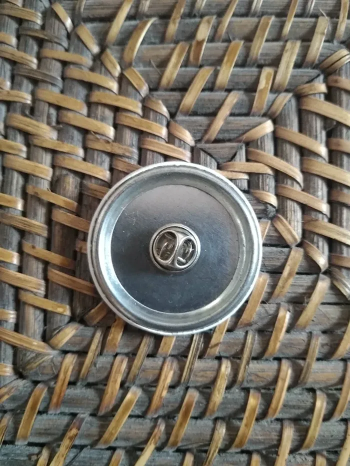 Pin's Smiley - photo numéro 2