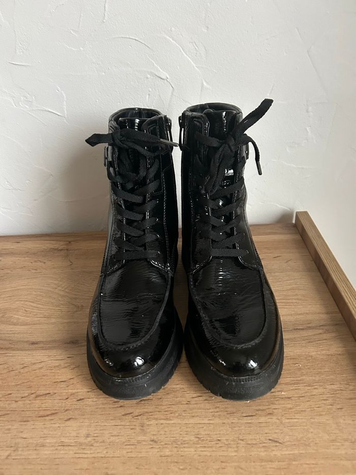Bottines vernies Tamaris - pointure 40 - photo numéro 1