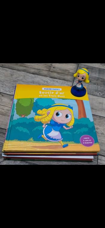 Hachette 26Audioconte livre et figurine audio conte