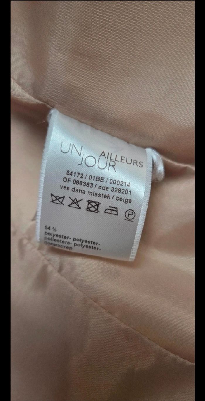 Blazer beige Un jour Ailleurs taille 36 en très bon état - photo numéro 7