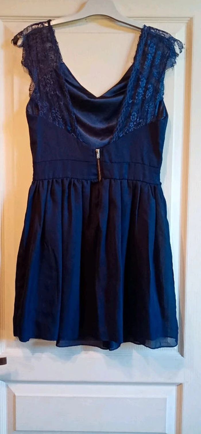 robe bleue marine - photo numéro 4