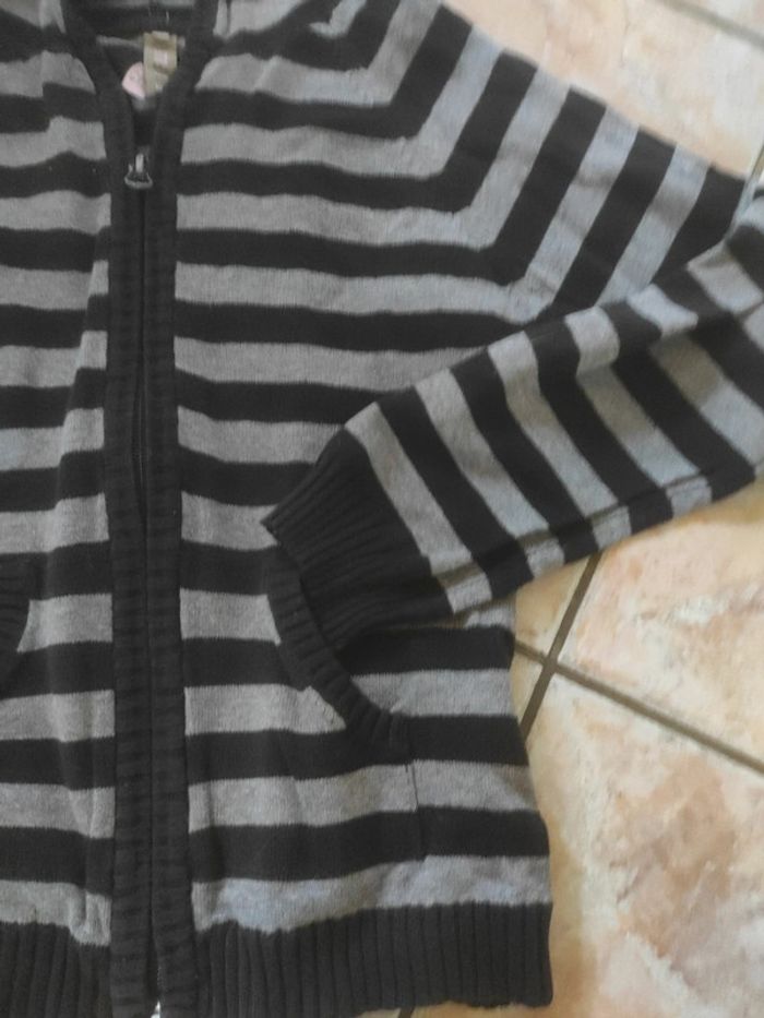 Pull fille  8 10 ans - photo numéro 2