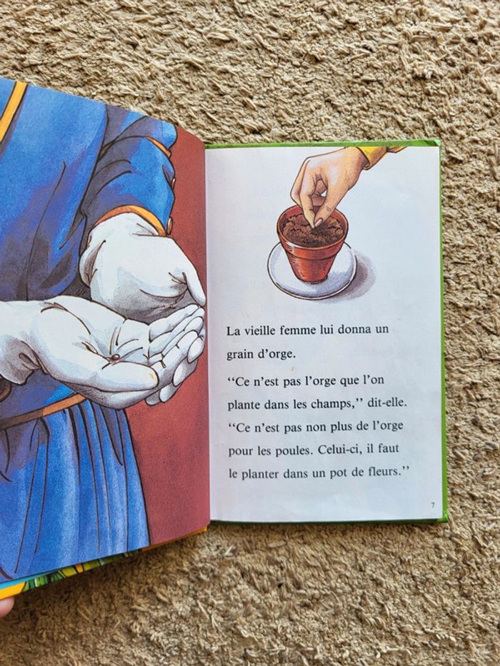 Livre enfant Poucette - Collection "Mes Contes Préférés" - Série Lady Bird 600 - photo numéro 6