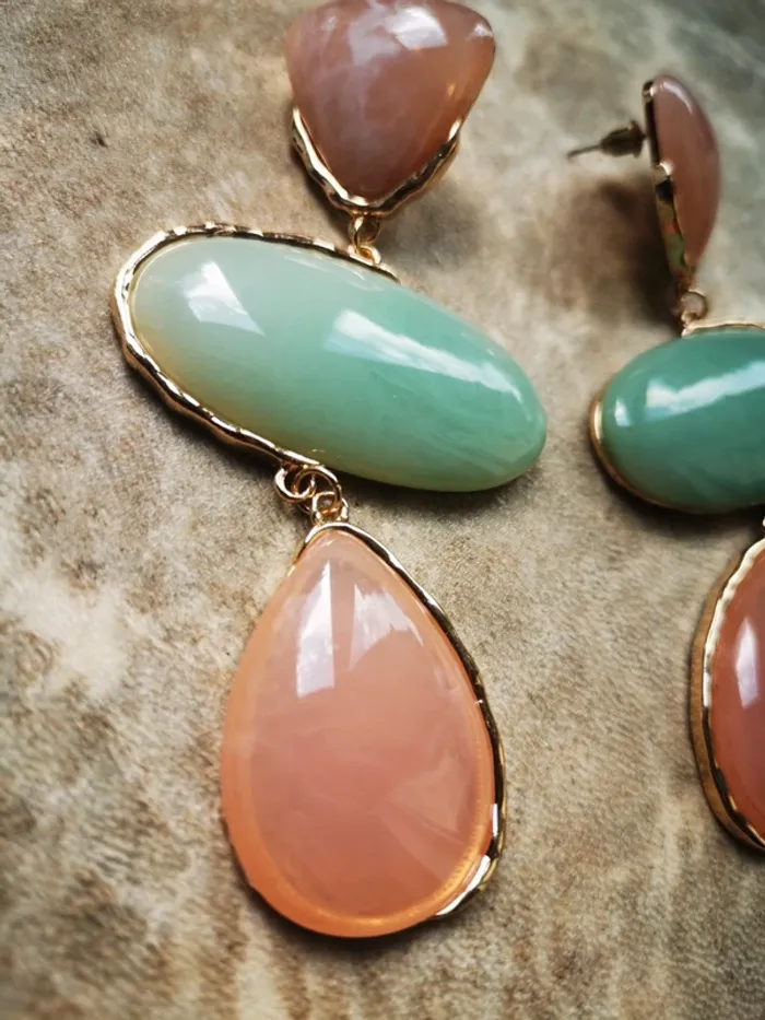 Boucles d'oreilles fantaisie - photo numéro 2