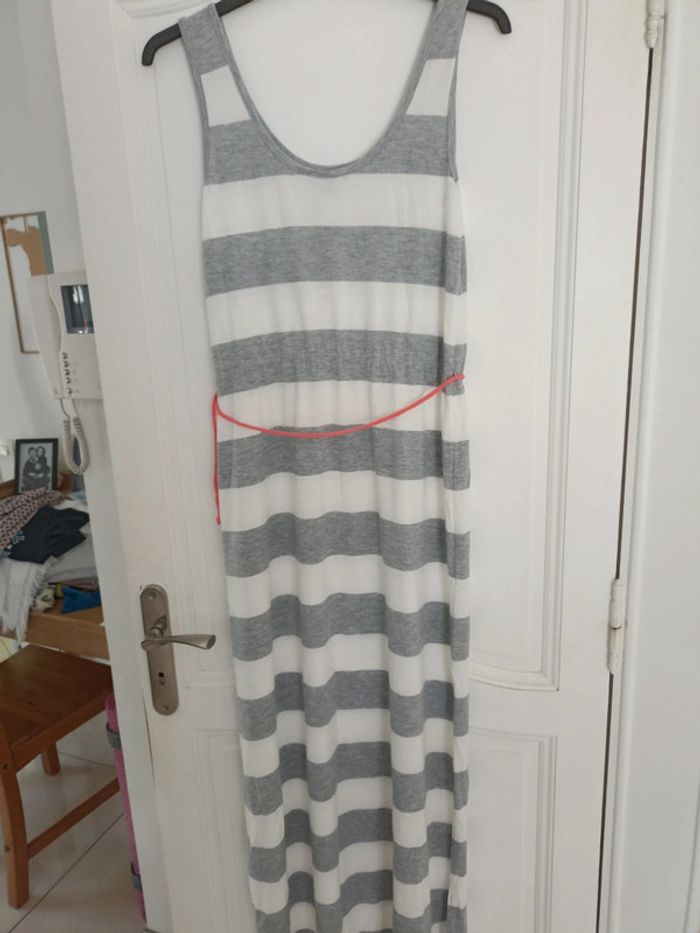 Robe longue - photo numéro 2