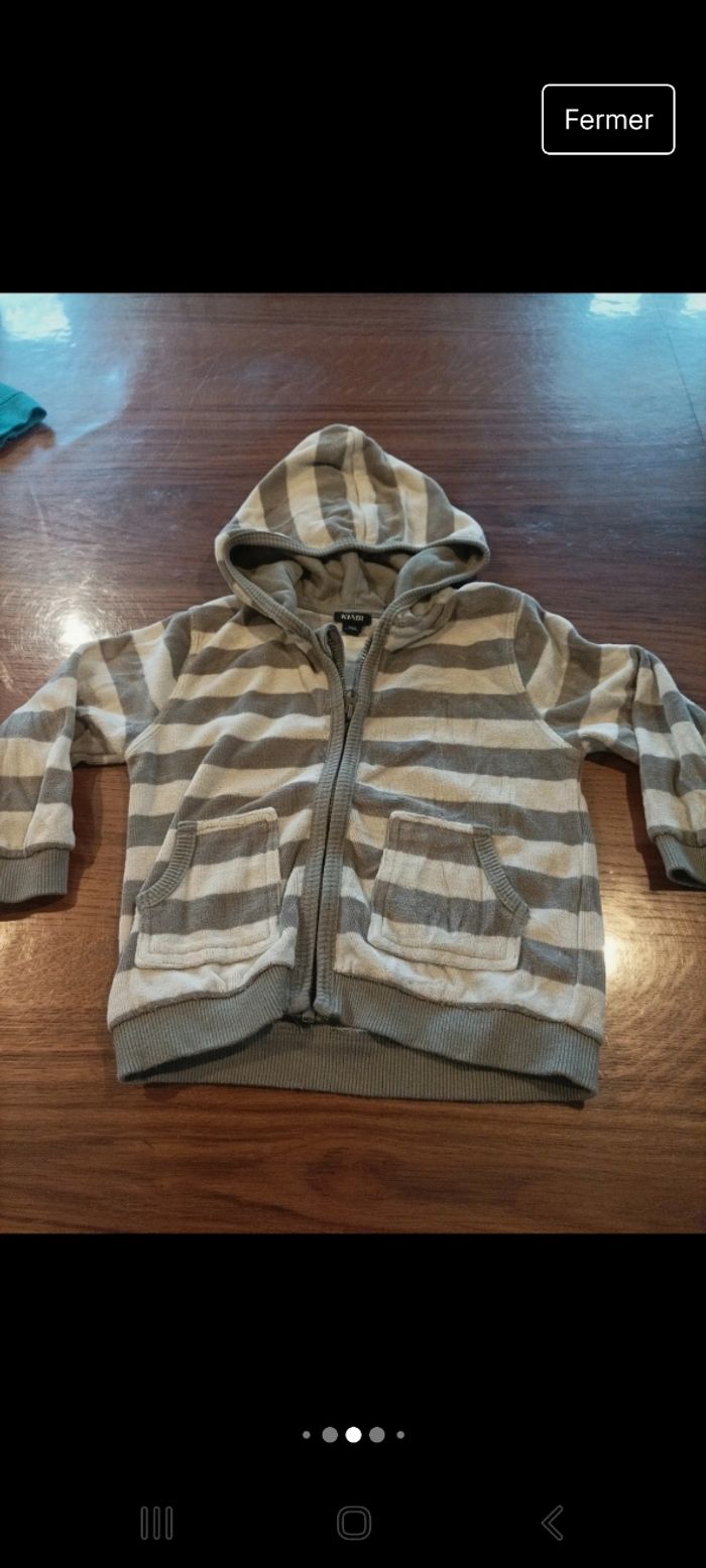 Lot de 11 sweats pulls et gilets garçon 18 mois - photo numéro 4