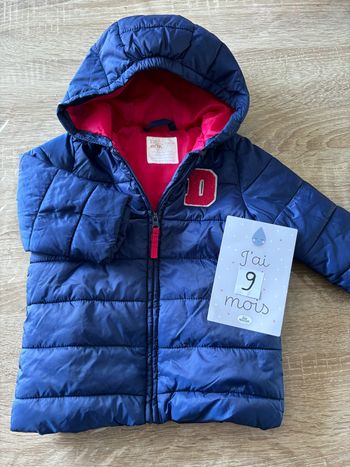 Doudoune bleu DPAM t.9m