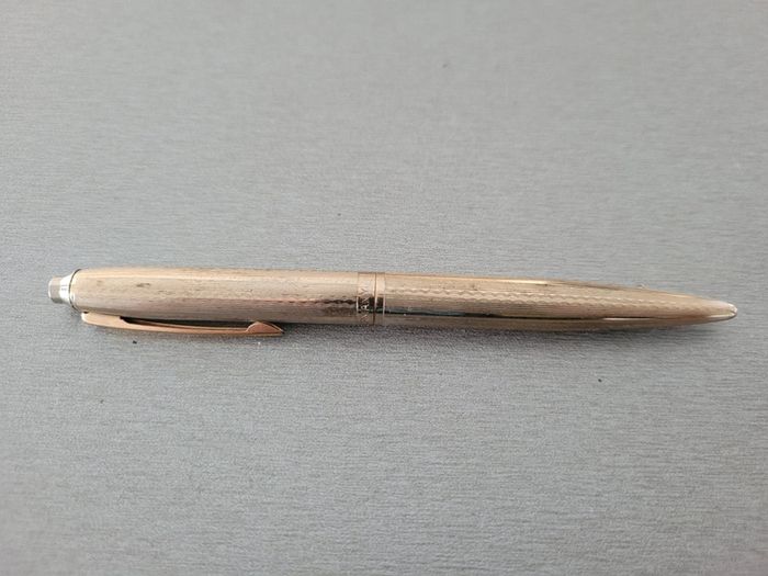 Ancien Stylo bille bayard germany
