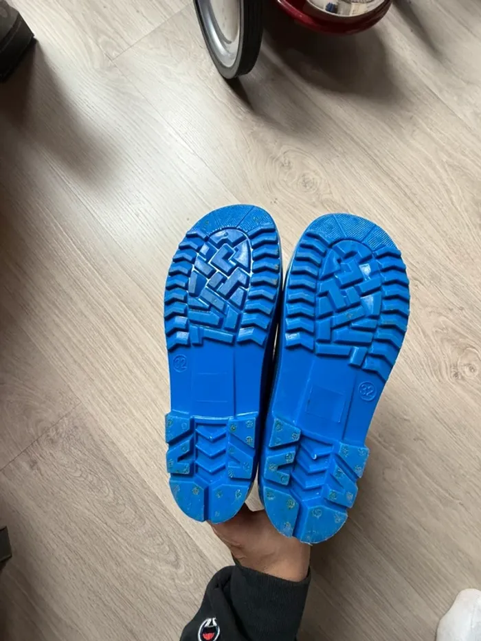 Bottes de pluies bleu enfant taille 32 garçon fille - photo numéro 4