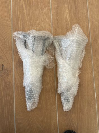 2 pieds épinglés renforcés 30 cm noirs neufs