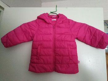 Doudoune,Veste, manteau matelassée ,rose fushia 9,12 mois bébé fille marque benetton, mi saison, automne,capuche, légère