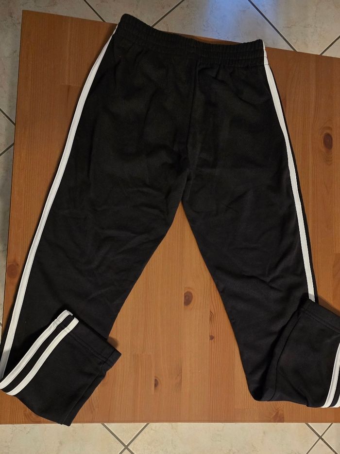 ( Neuf non porté)  🏷🥰 superbe survetement unisex adidas 10 ans 🥰😍 - photo numéro 10