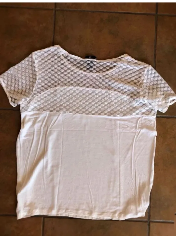 Tee  shirt H&M (L) très  bon  état - photo numéro 2
