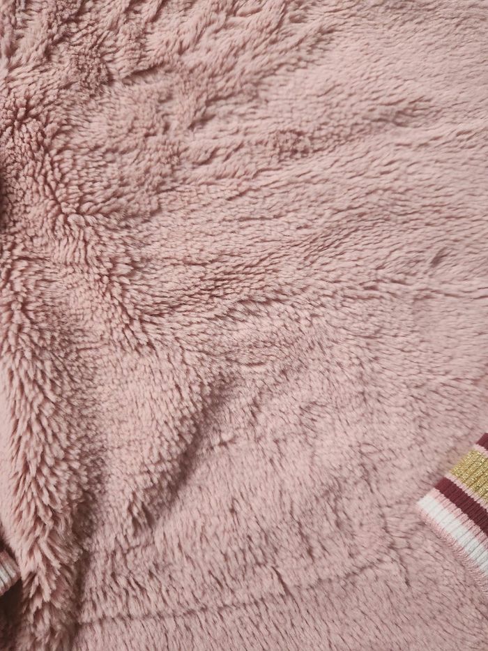 Sweat fille KIABI rose tout doux – 12 ans - photo numéro 3