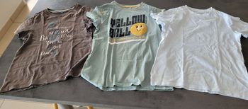 Tee shirt lot de 3 2 kiabi et 1 Stanley