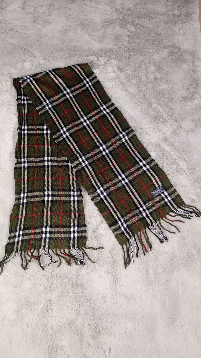 Écharpe Burberry kaki Made in England - photo numéro 3