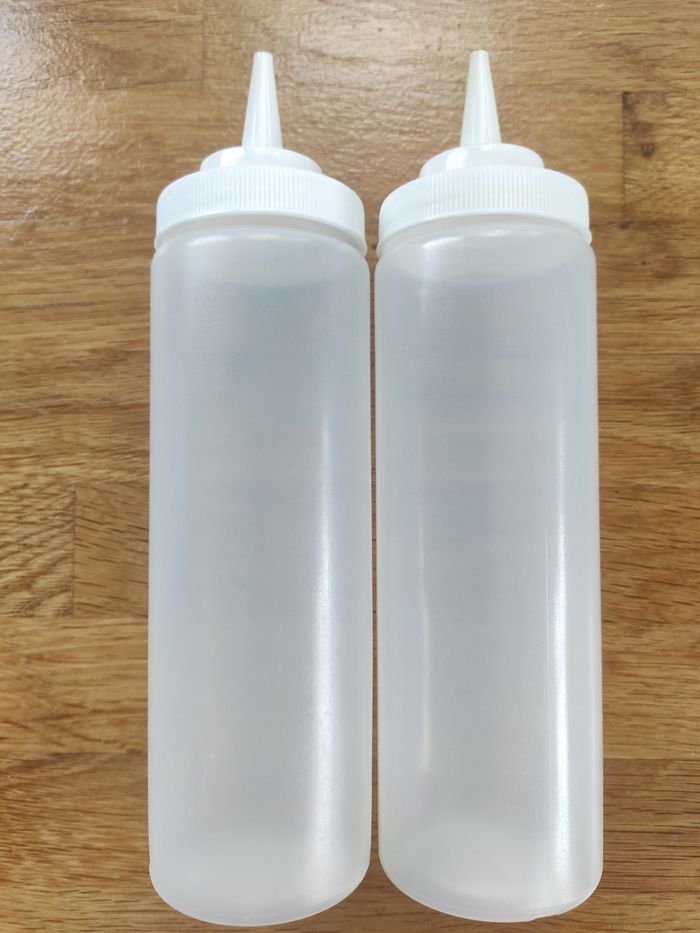 2 bouteilles sauce - photo numéro 2