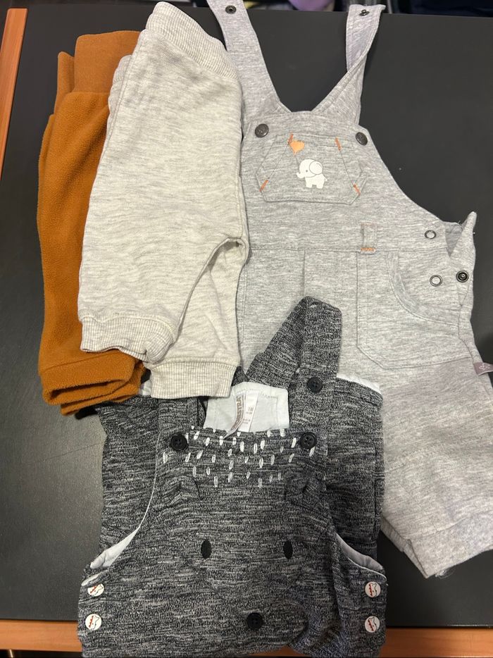 Lot vêtement bébé 1 mois