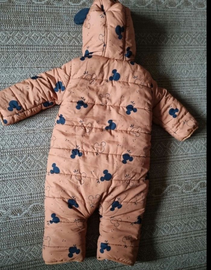 Combinaison Disney 18 mois - photo numéro 3