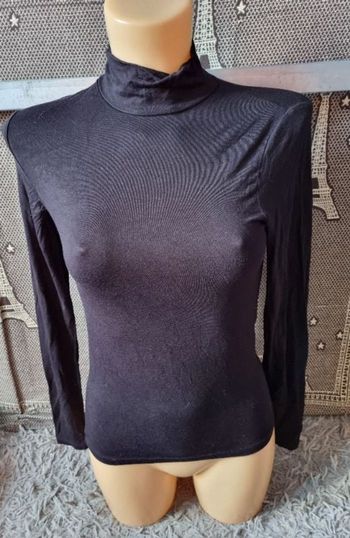 T-shirt manches longues noir taille S Stradivarius