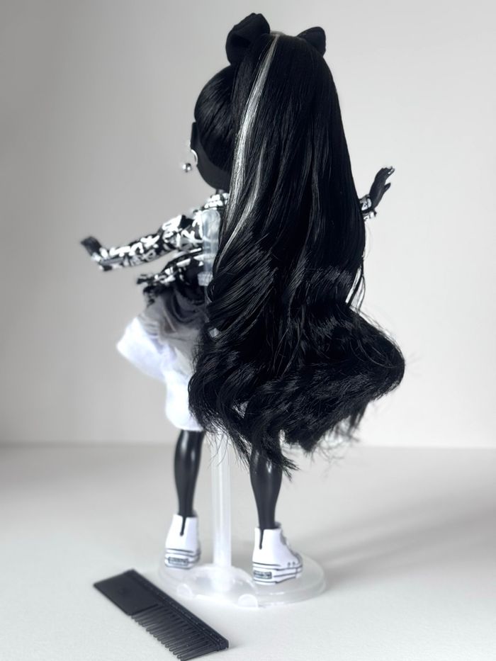 Shanelle shadow High Rainbow High - photo numéro 3