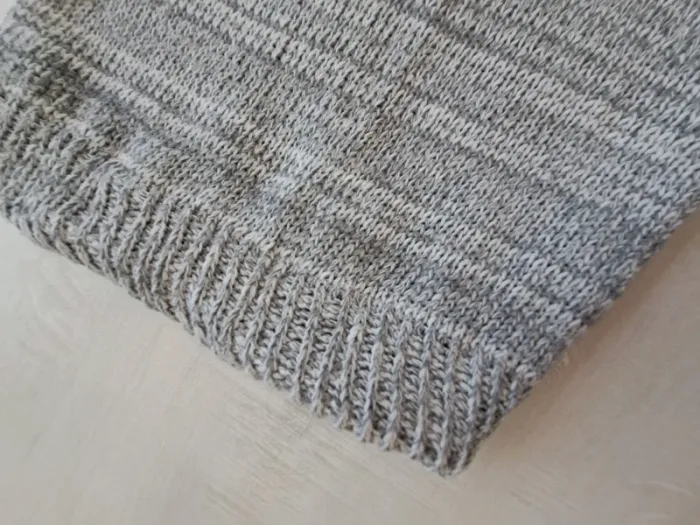 Mini Jupe tricot laine handmade fait main - taille XS - cintrée moulante - automne hiver printemps - photo numéro 2