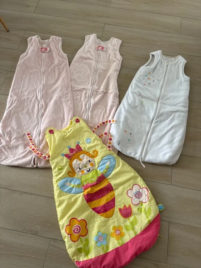 lot de 4 gigoteuses