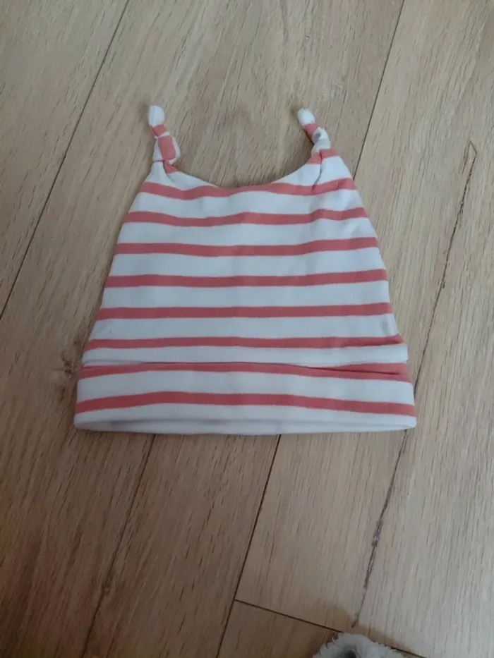 Bonnet T3 - photo numéro 2