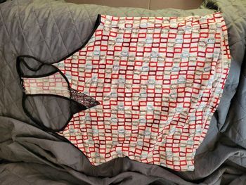 Débardeur aisselle a aisselle 46 cm mosquitos