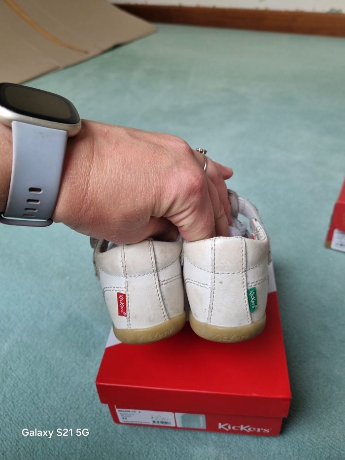 Lot de deux paires de chaussures taille 23 Puma et Kickers - photo numéro 4