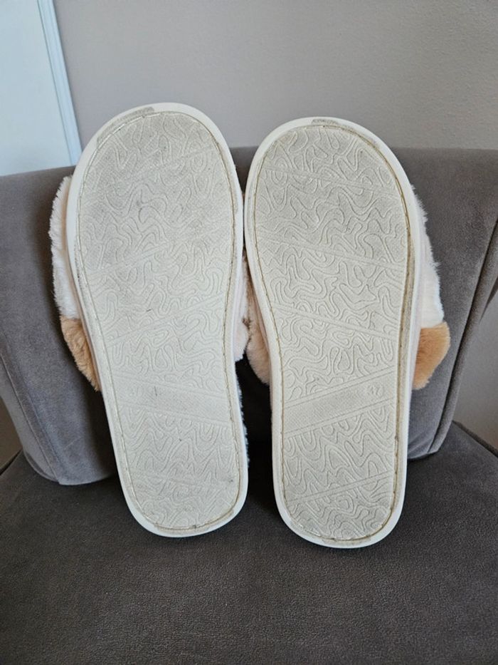 Chaussons tout doux taille 37 - photo numéro 2