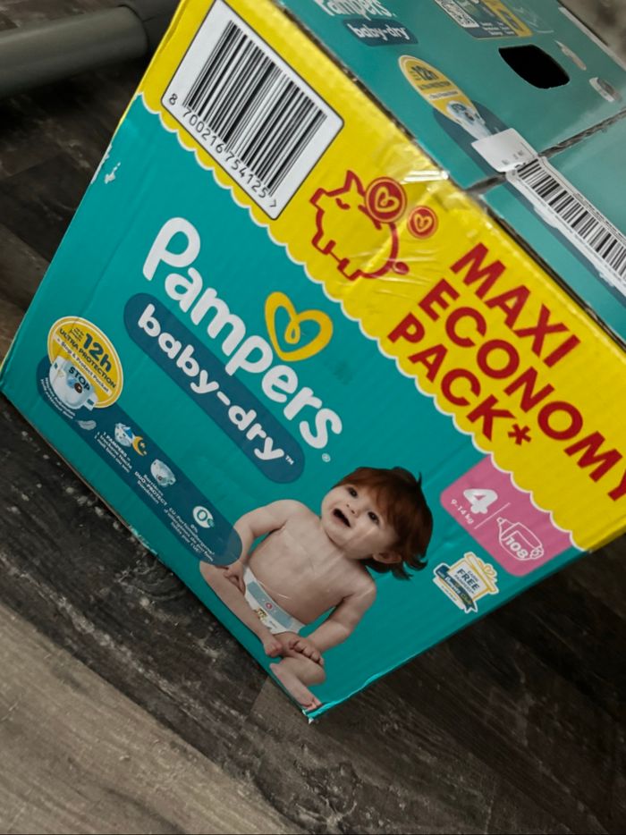 ✨ Pampers Maxi Economy Taille 4 – Neuf ✨ - photo numéro 2