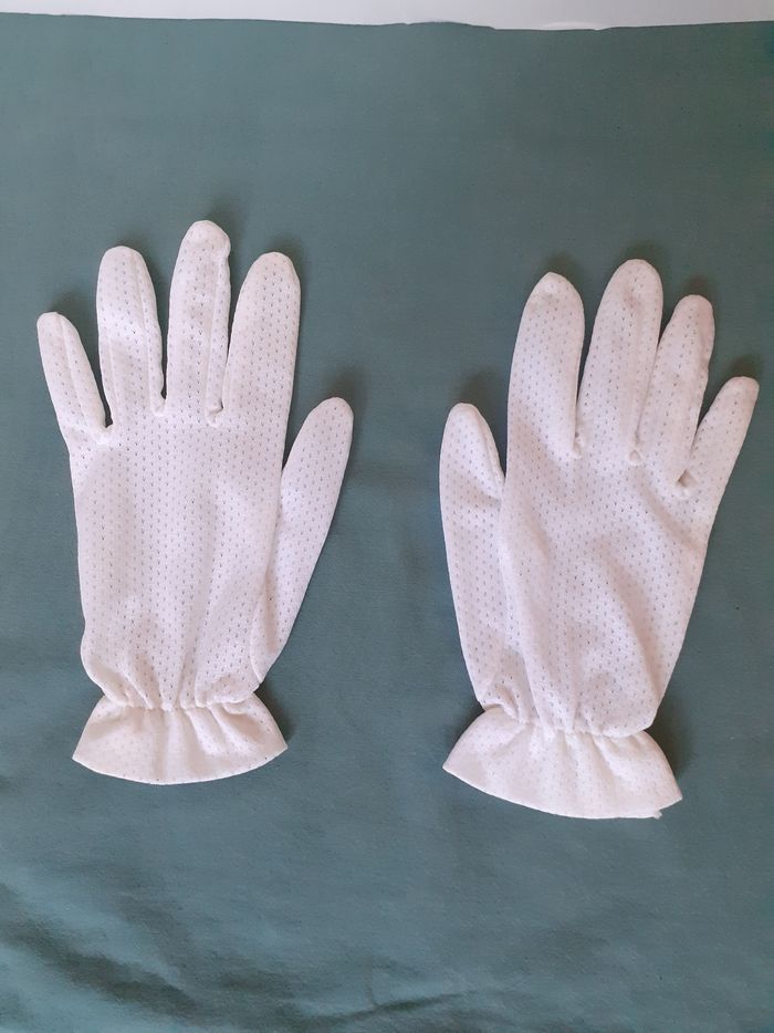 Gants de communion 8 ans - photo numéro 1