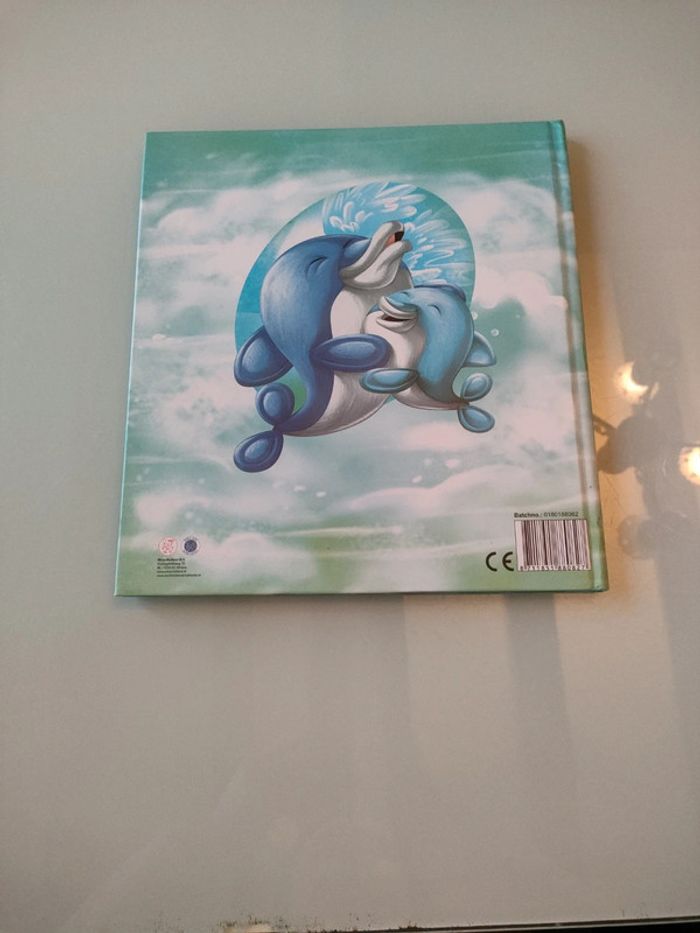 Livre charlie et le spectacle de dauphins - photo numéro 2