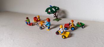 Playmobil, lot promenade en famille