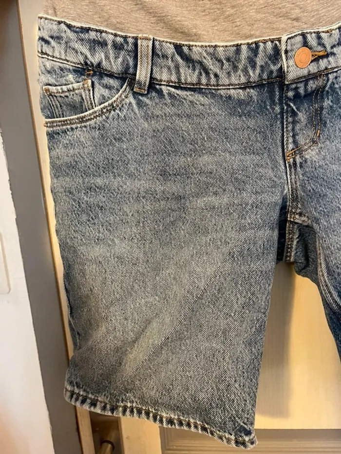 Short en jeans grosses - photo numéro 2