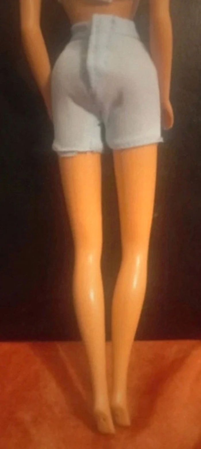 Barbie habillée en short et débardeur assorti, Mattel - photo numéro 5