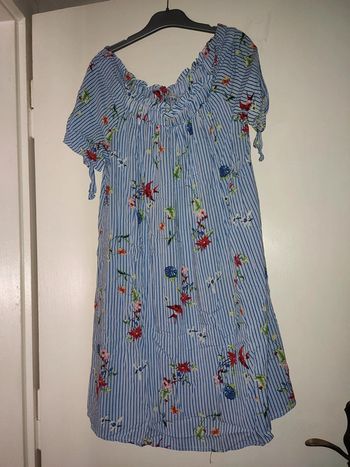 Robe d'été épaules dénudées taille 36 / S Vila Clothes