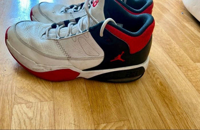 Basket Homme, Jordan Max Aura 3 Taille 42.5 - photo numéro 4